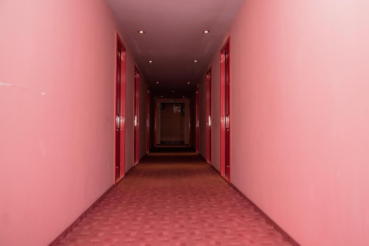 Hotel Yax Cîmpeni Εξωτερικό φωτογραφία