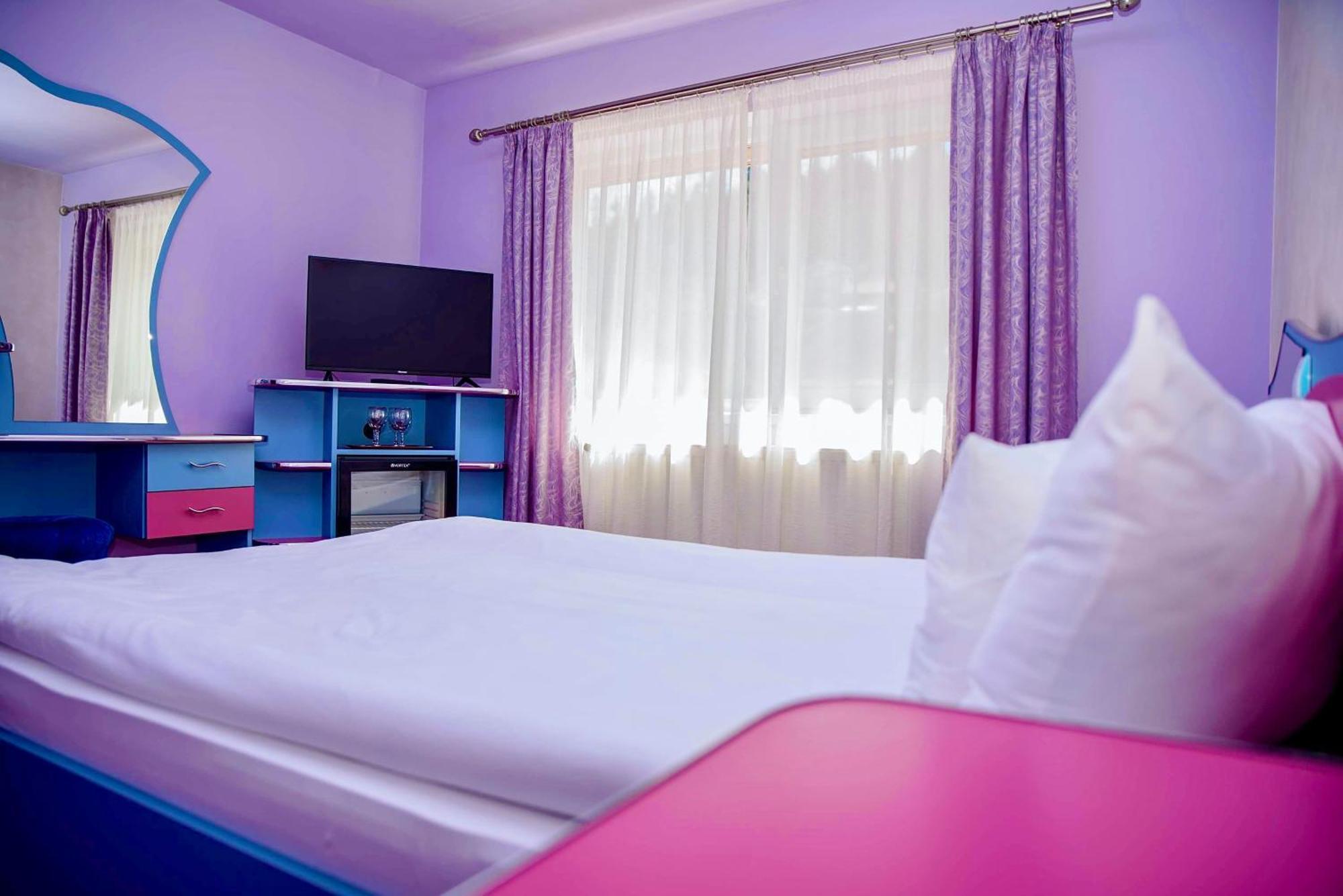 Hotel Yax Cîmpeni Δωμάτιο φωτογραφία