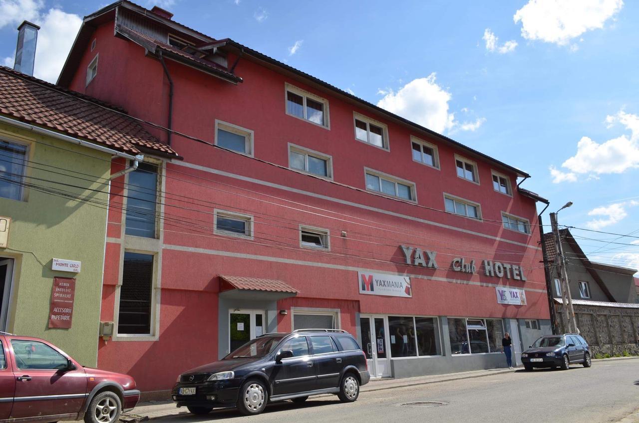 Hotel Yax Cîmpeni Εξωτερικό φωτογραφία